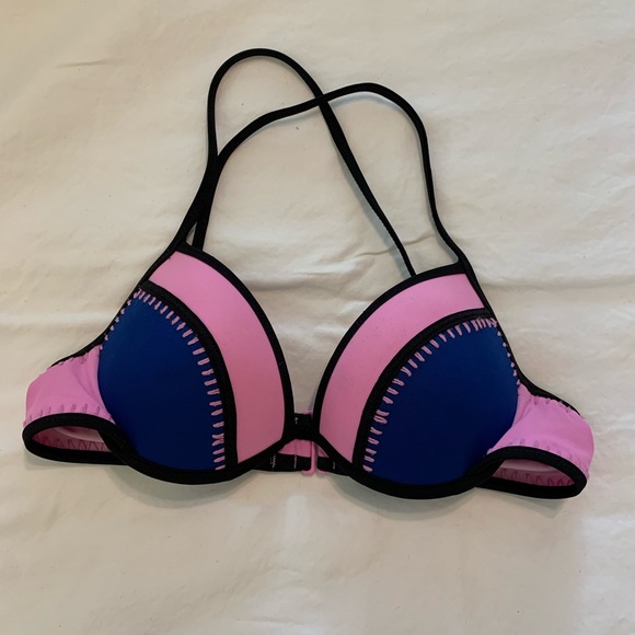 Bikini top - Picture 1 of 3